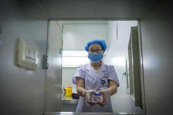 武汉单身男找代怀 2022在武汉大学人民医院做试管婴儿移植两个胚胎成功率高吗